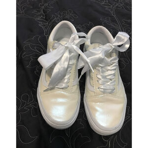 Vans old skool pearl white skater shoes